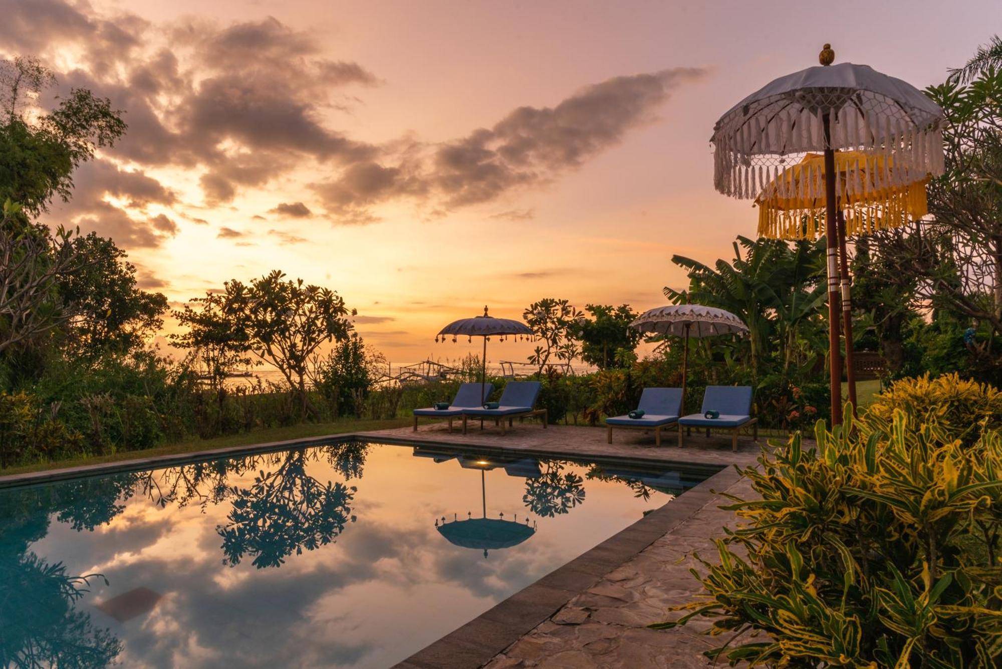 Absolute Beach Front Villa Umeanyar Luaran gambar