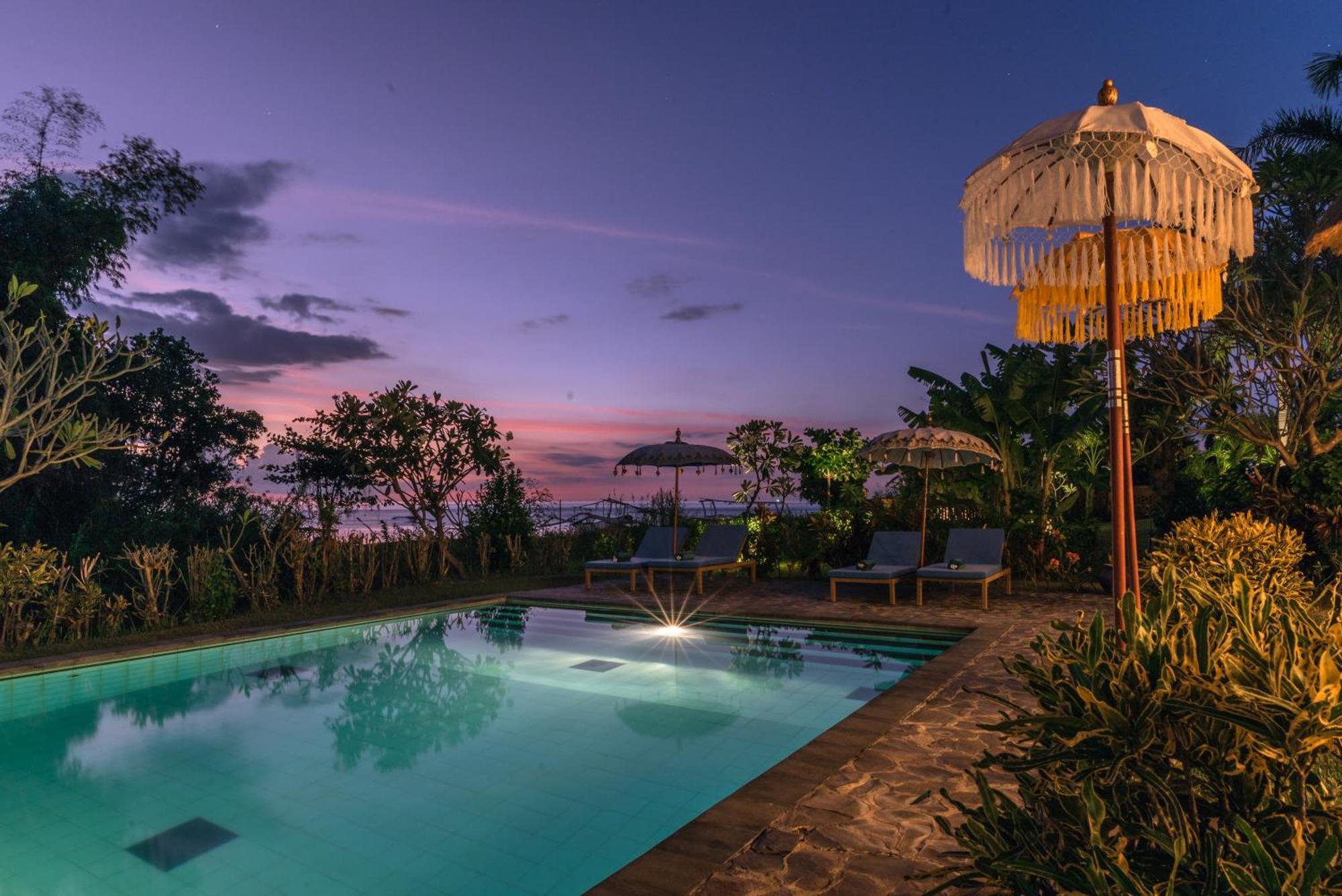 Absolute Beach Front Villa Umeanyar Luaran gambar